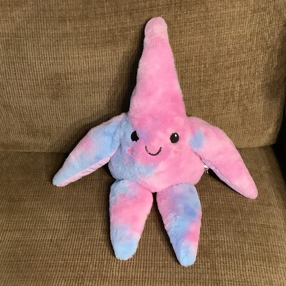 $5 or 4/$10: 2 Scoops adorable starfish plush
